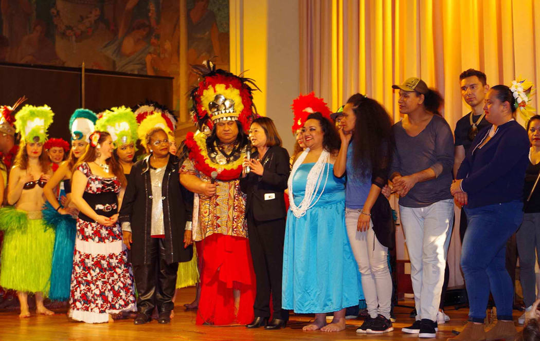 The benefit concert has been held in Paris for the victims of last month's floods in French Polynesia.