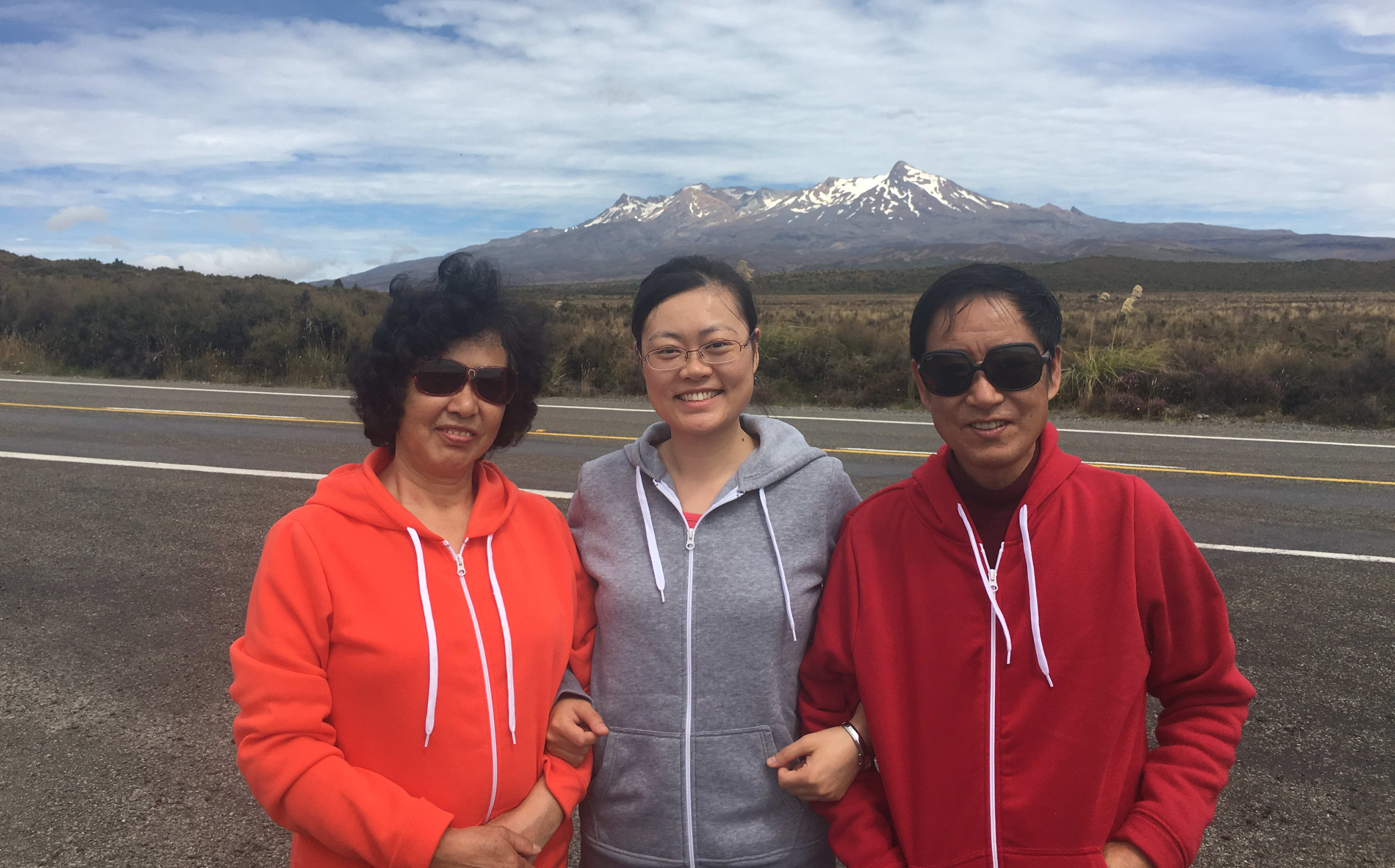 Emma Zhang and her parents in Queenstown, 2016.