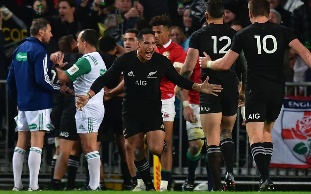 Aaron Smith celebrates an All Black try.