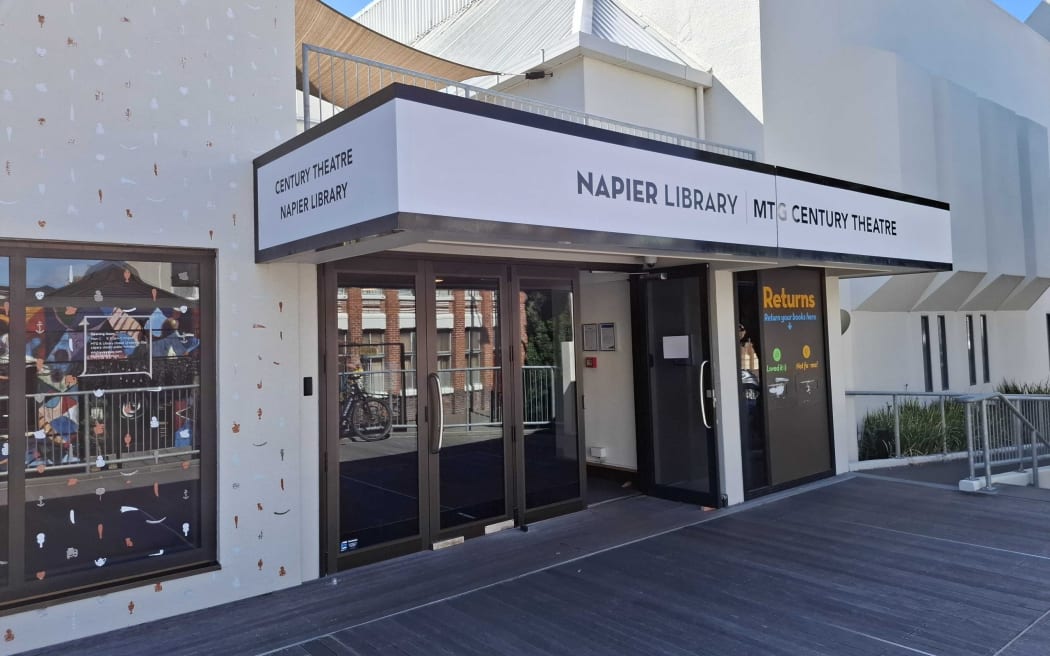 Napier City Council is proposing to shut the Napier library for up to two years.