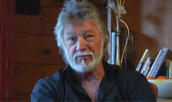 Grant Galgey – Keyboards, Guitar & Vocals with The Matloes.