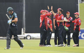 Canterbury celebrate the wicket of Central Districts batsman Tom Bruce at
McLean Park, Napier, New Zealand. Sunday 27 December, 2015. Copyright photo: John Cowpland / www.photosport.nz