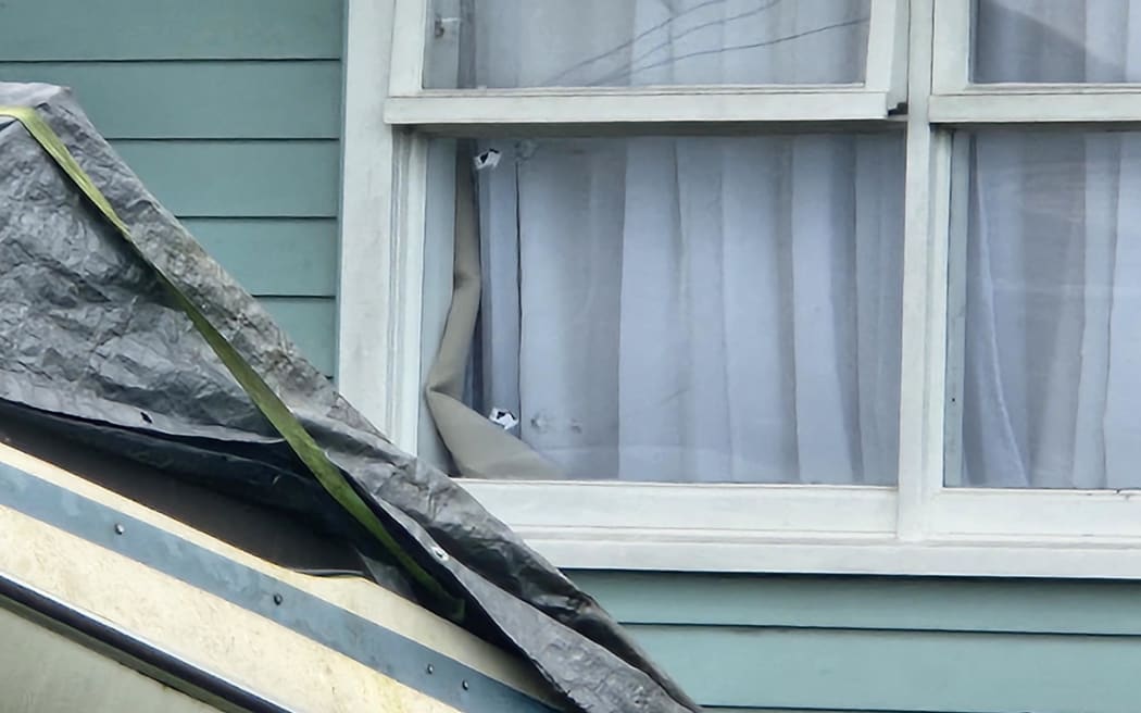 House in Haddon St in Māngere East hit by gunfire
