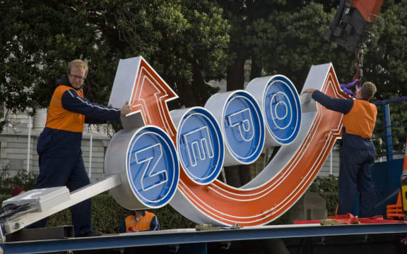 Michael Parekowhai's 'Yes we are', One Day Sculpture, Poneke 2009