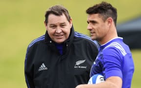 Steve Hansen (L) with Dan Carter