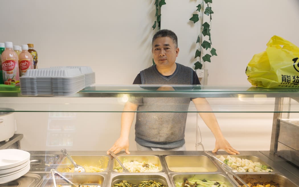 Jack Wang, the manager of Bento Express on Dominion Road, Auckland,  said the loss-leader deals may pose risks to the entire restaurant industry.