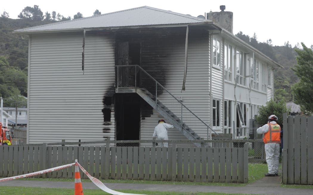 Emergency services at the scene of a house fire on Hanson Grove in Lower Hutt's Stokes Valley on 5 November 2024.