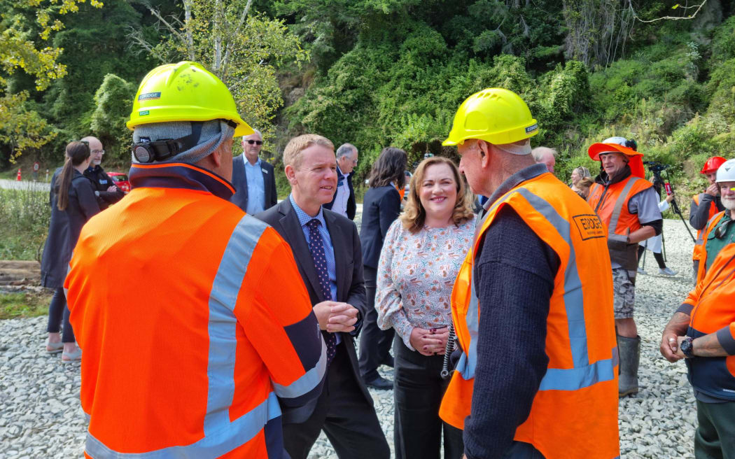 A briefing with those working on the Maitai River.