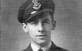 Keith Thiele in 1941 in RAF pilot officer uniform.