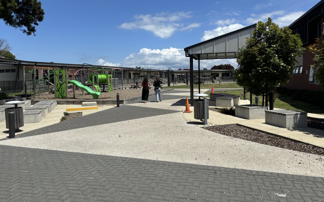 A playground and classrooms on the grounds of the Māngere Refugee Resettlement Centre