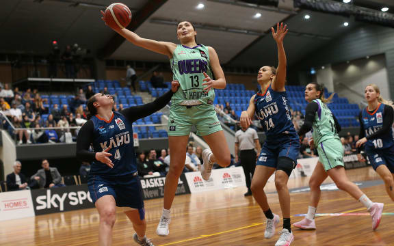 NELSON, NEW ZEALAND - Parris Mason of the Queens Tauihi Basketball Final Tokomanawa Queens v Northern Kahu Trafalgar Centre ,Nelson. New Zealand. Saturday 27 August 2022. (Photo by Evan Barnes/Shuttersport Limited)