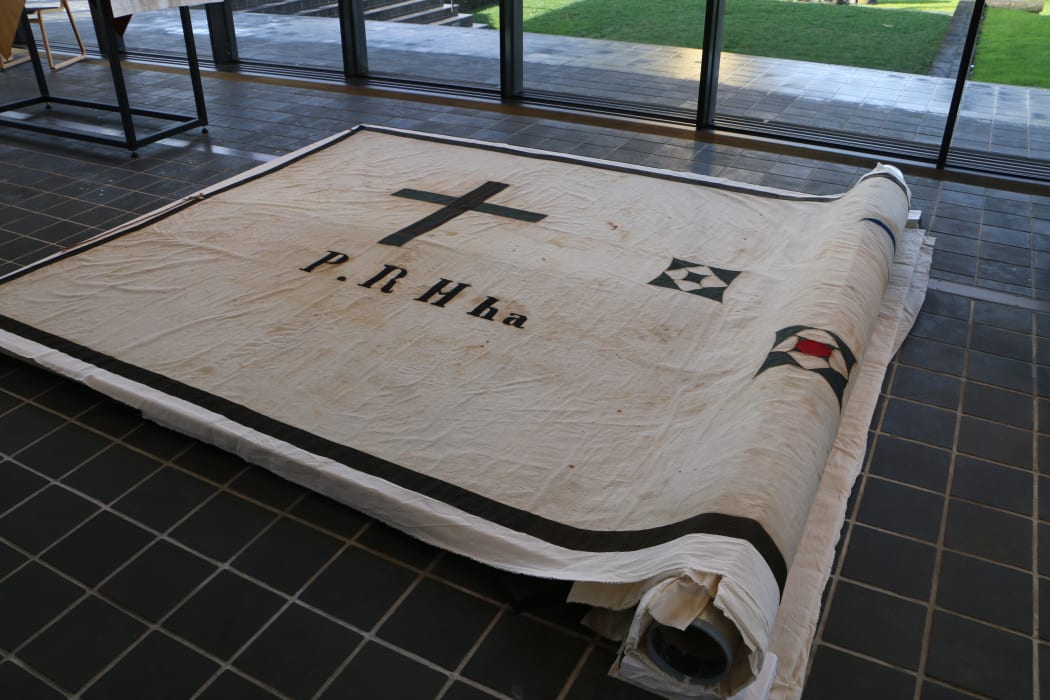The 160-year-old Kīngitanga flag has been returned by the Anglican Church.