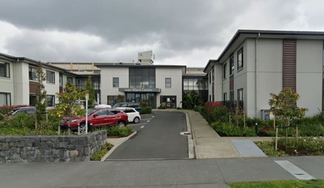A ward at Ivan Ward Centre in Point Chevalier has been closed after a caregiver tested positive for Covid-19.