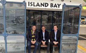 Daran Ponter, Andrew Little and Tom James announce their public transport plan in Island Bay.