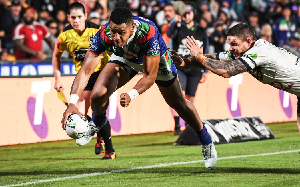 David Fusitu'a dives for the try line and a disallowed try against the Cowboys.