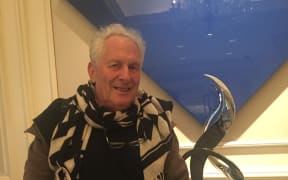 Dr Jim Salinger