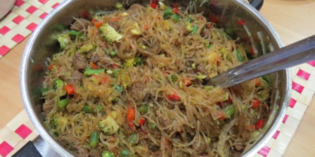 Vegan sapasui (Samoan chop Suey)
