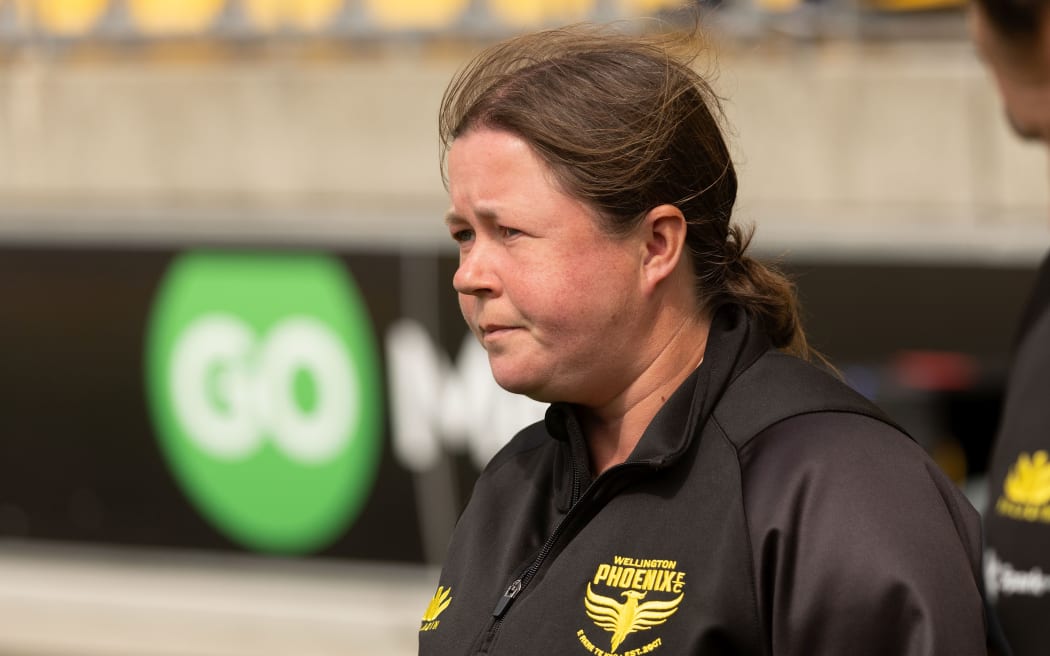 Phoenix head coach Natalie Lawrence