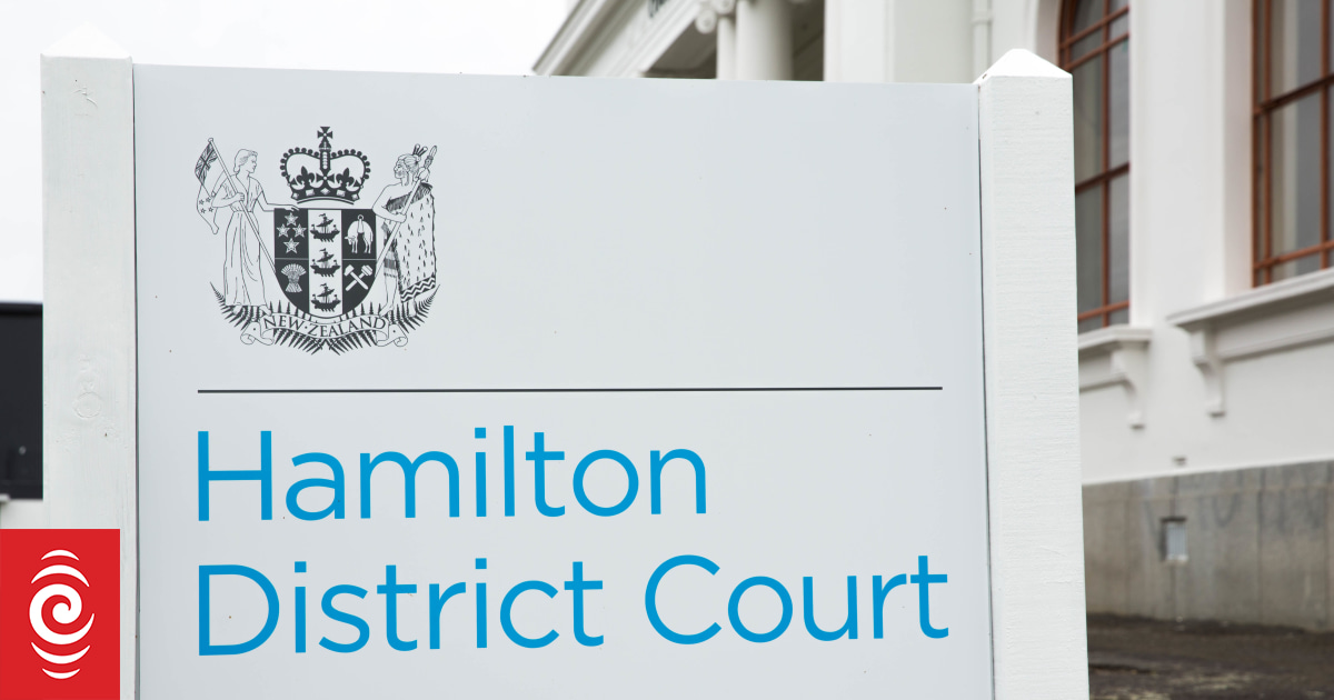 Police arrest three young people in relation to serious Hamilton assault on Monday