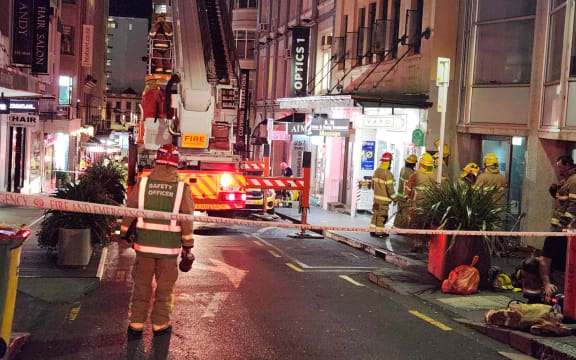 Fire crews are battling a blaze in a six-storey residential building in Auckland CBD on Tuesday.
