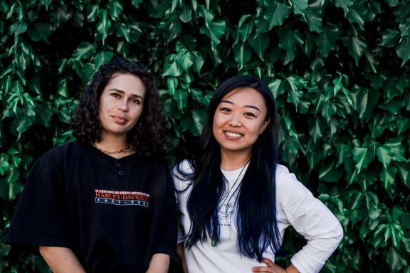 (L-R) Podcast hosts Saraid de Silva and Julie Zhu.