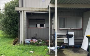 Mangere units