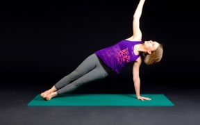 side plank woman yoga