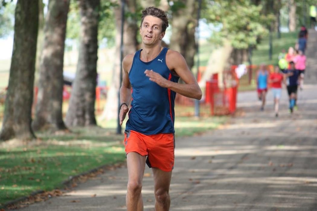 Gez Medinger used to run 90kms every week but six months after contracting Covid-19 he is exhausted by tasks as simple as taking out the rubbish.