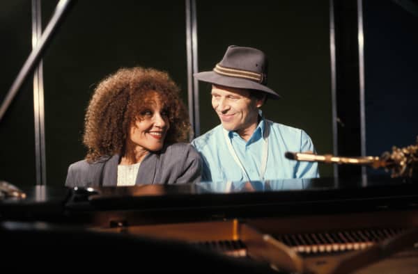 UNITED KINGDOM - SEPTEMBER 01:  Photo of John DANKWORTH and Cleo LAINE; Cleo Laine & John Dankworth, posed, at piano  (Photo by Mick Hutson/Redferns)