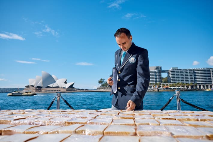 GWR Adjudicator Brian Sobel inspecting the world's longest line of sandwiches
