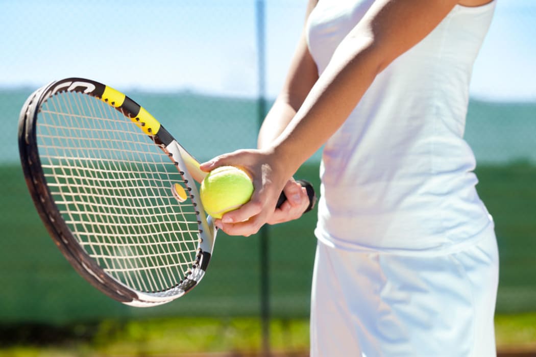 American universities mainly attract tennis and basketball players, golfers, swimmers from New Zealand.
