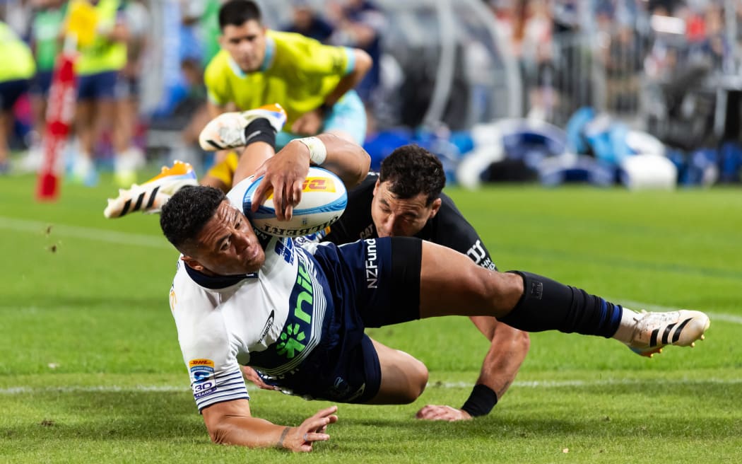 Blues winger Caleb Clarke scores a second half try during the Super Rugby Paciﬁc - Blues v Crusaders at Eden Park, Auckland, New Zealand.