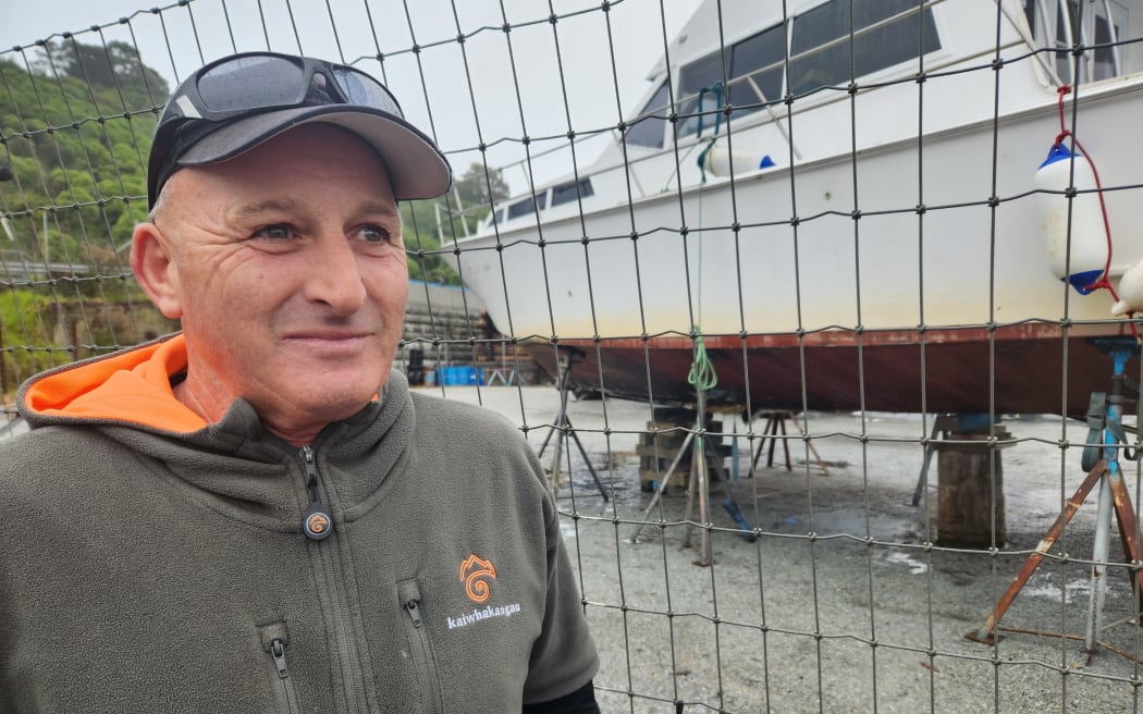 Crayfisherman Bush Destounis