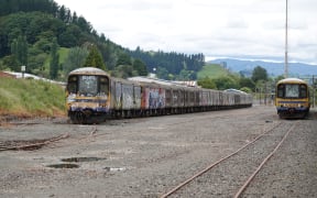 Taumarunui old train yard.
The carriages span the length of Taumarunui's rail yard, next to the main road.
