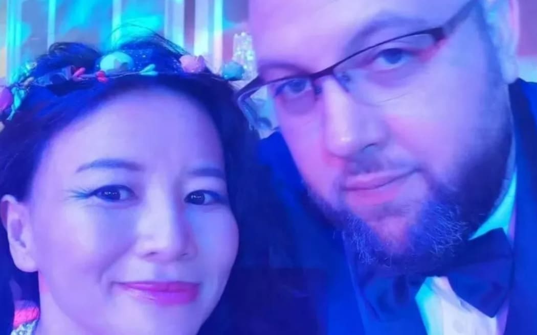 Australian journalist with her partner Nick Coyle. Cheng was arrested by state security officers in China in 2020.