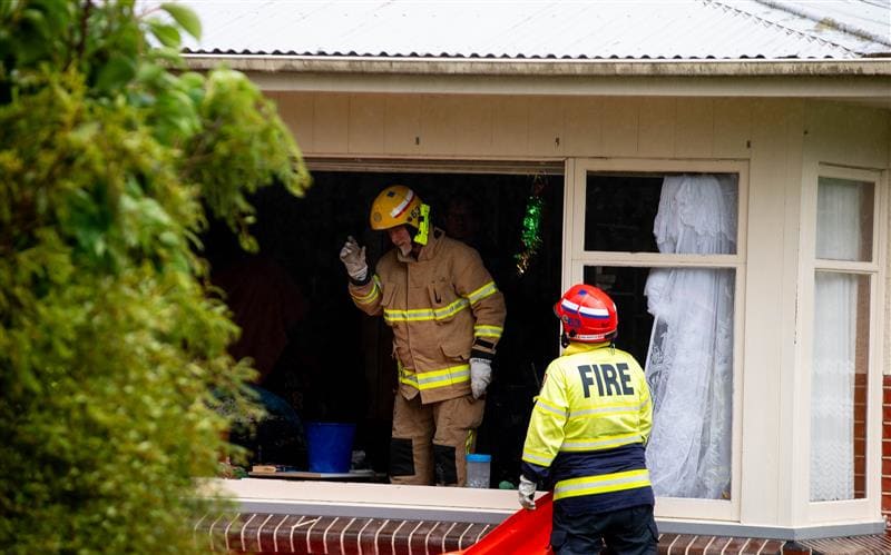 'Like a bomb going off': Family dives for safety after window blows | RNZ