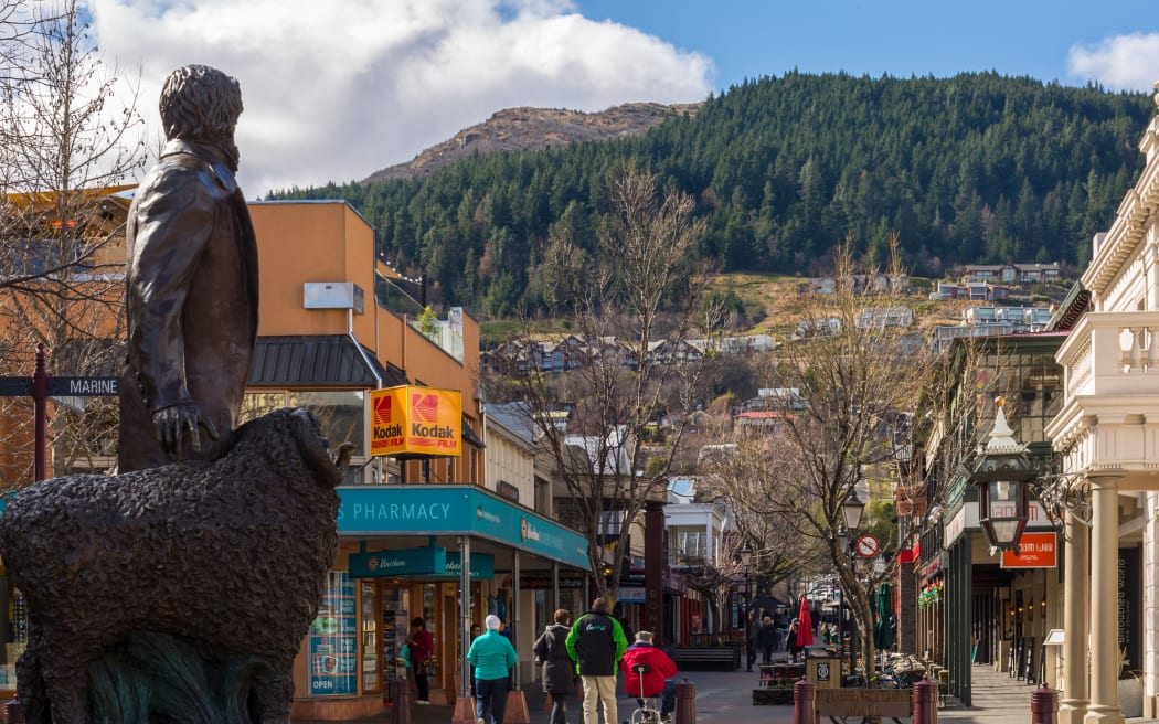 Queenstown, New Zealand - September 5: Statue of William Gilbert Rees in Queenstown Mall on September 5, 2015 in Queenstown, New Zealand. est of New