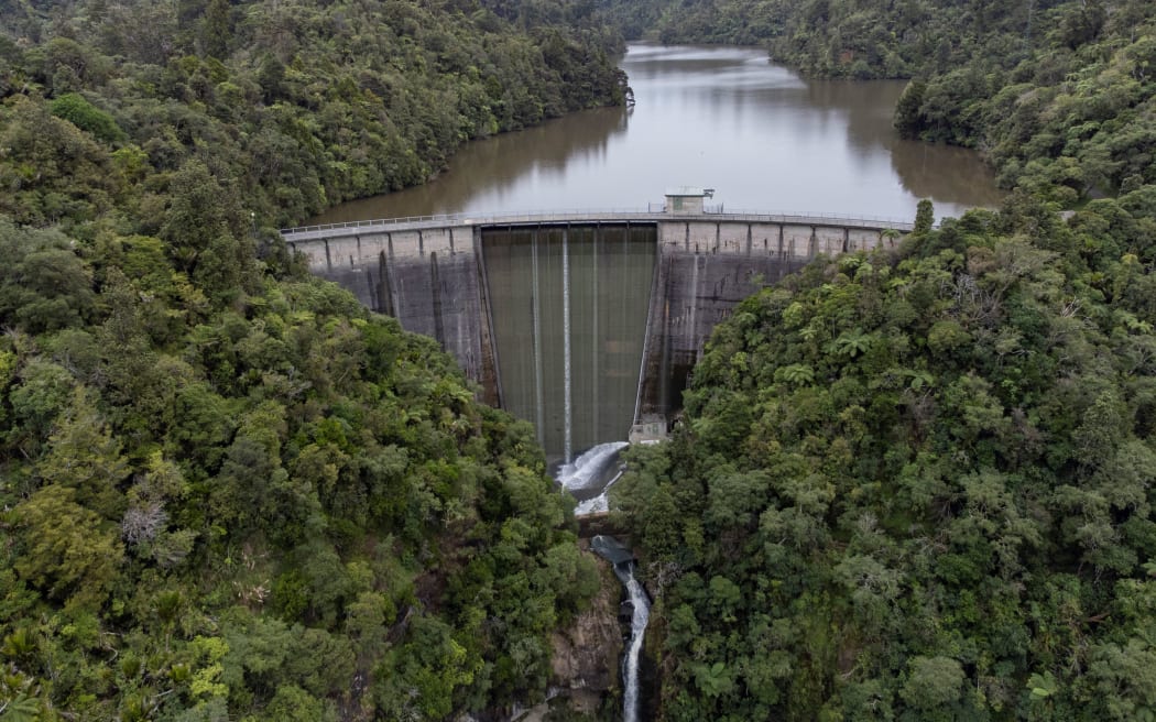 Upper Nihotupu Dam.
