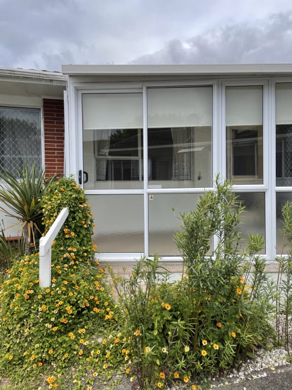 Pauline Sheddan says at least seven of 35 units in the Sandringham block of council flats for elderly residents are unoccupied.
