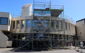 Repairing the Marlborough District Council building roof