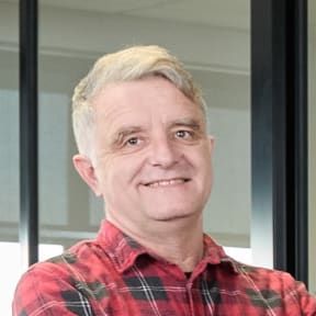 Mark Servian