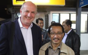 Peter Reith and Wahid Supriyadi