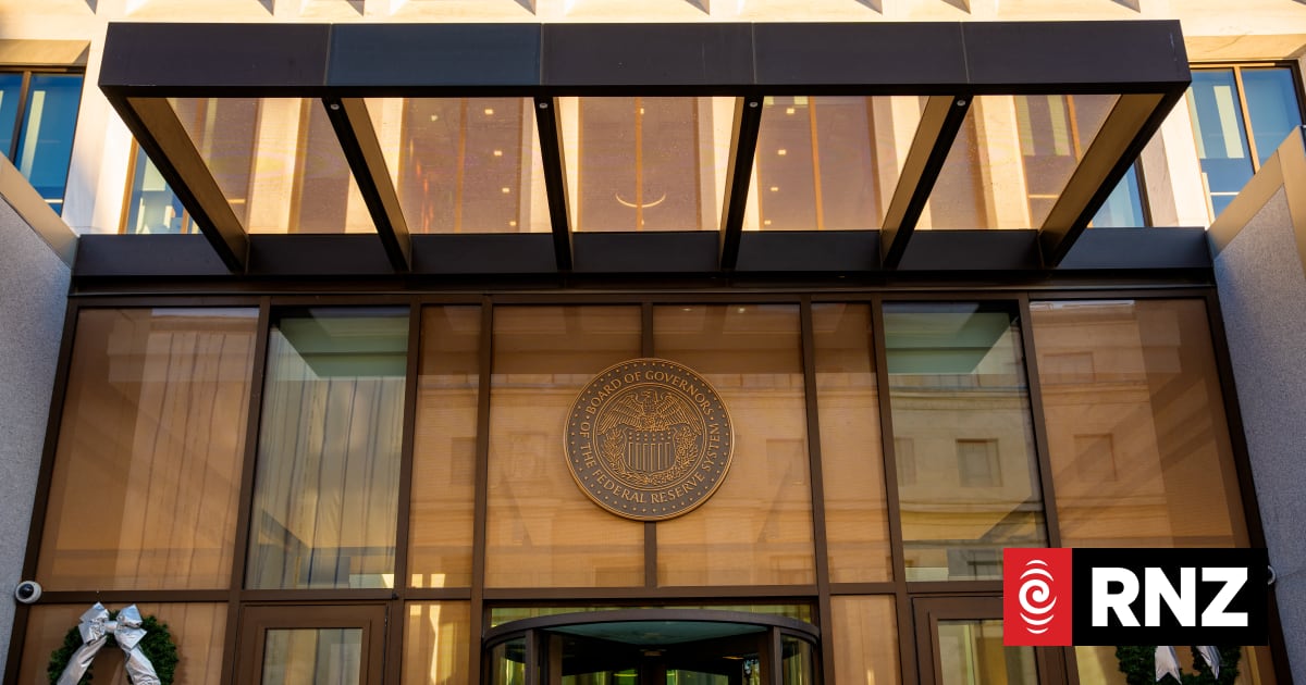 US Fed holds rates steady, sticks with single rate cut in 2026 despite ...
