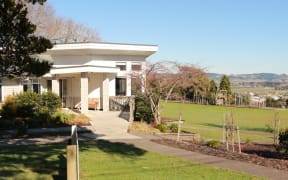 Figures show Helensville Primary School is at 135 percent capacity.