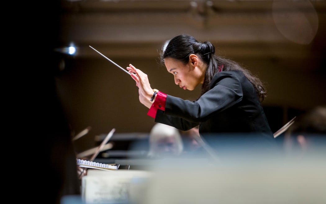 New Zealand conductor Tianyi Lu