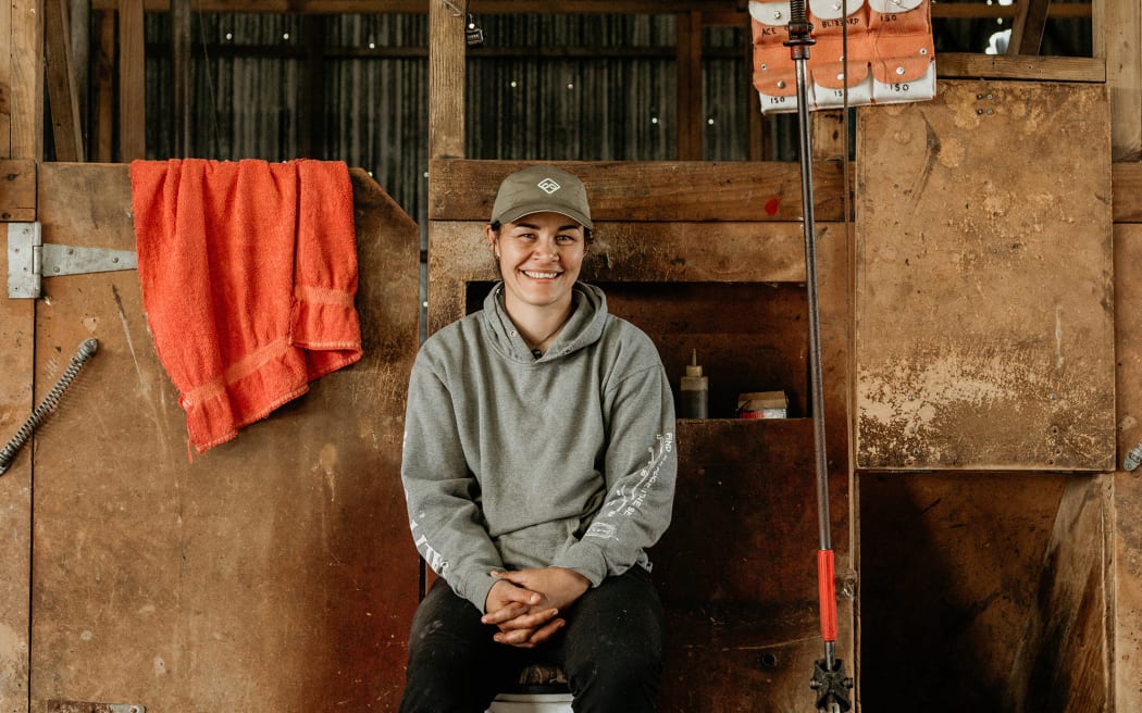 Catherine Mullooly (Ngaa Rauru Kiitahi, Ngāti Kahungunu), 35, mother of two and women's shearing champion, has loved shearing from a young age.