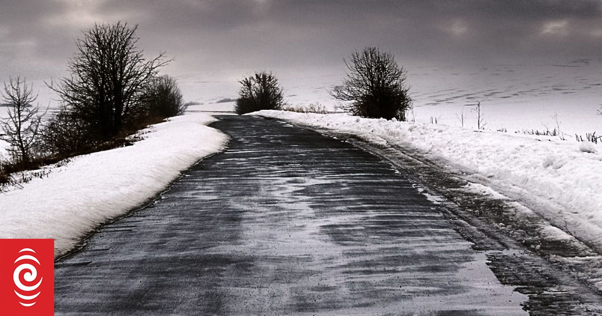 What is black ice? And what to do if you drive on it