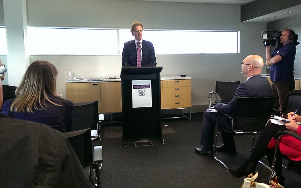 Roger Sutton announces his resignation