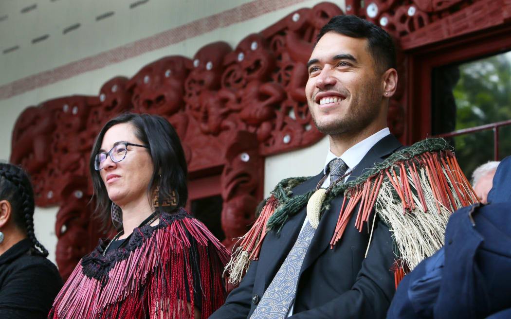 Far North deputy mayor Kelly Stratford and mayor Moko Tepania (right).