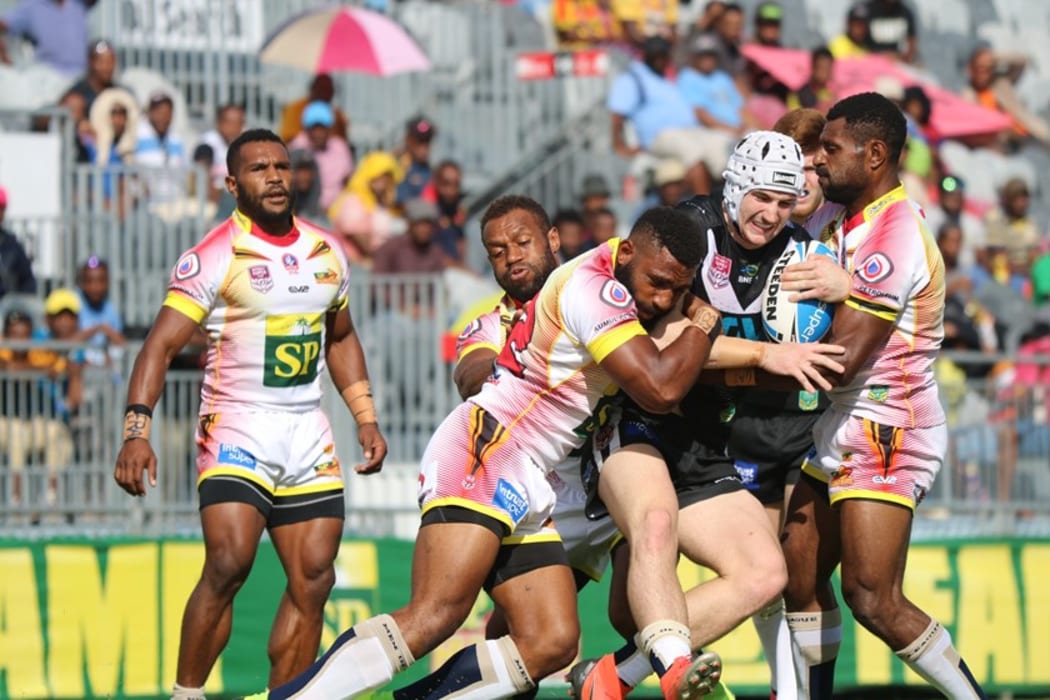 The PNG Hunters snapped their losing streak against Souths Logan.